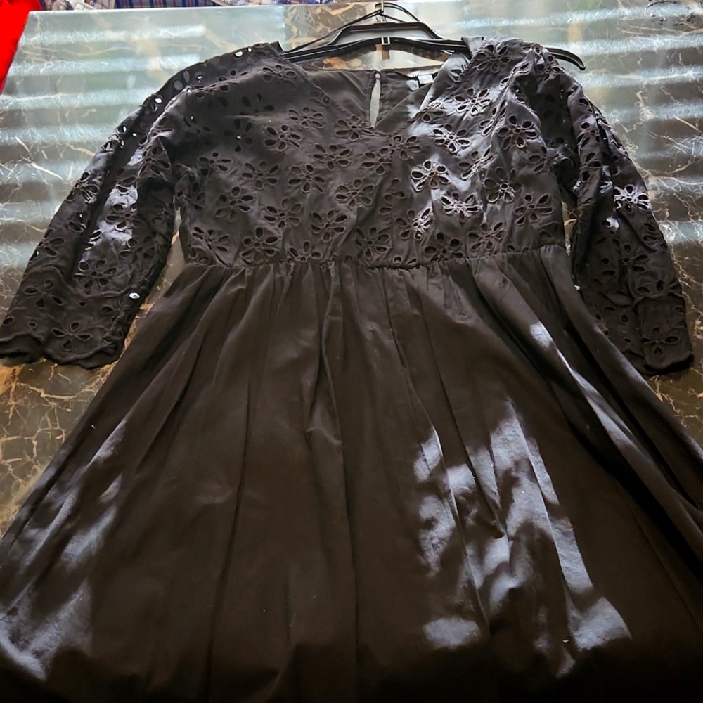Simply Vera Dress
